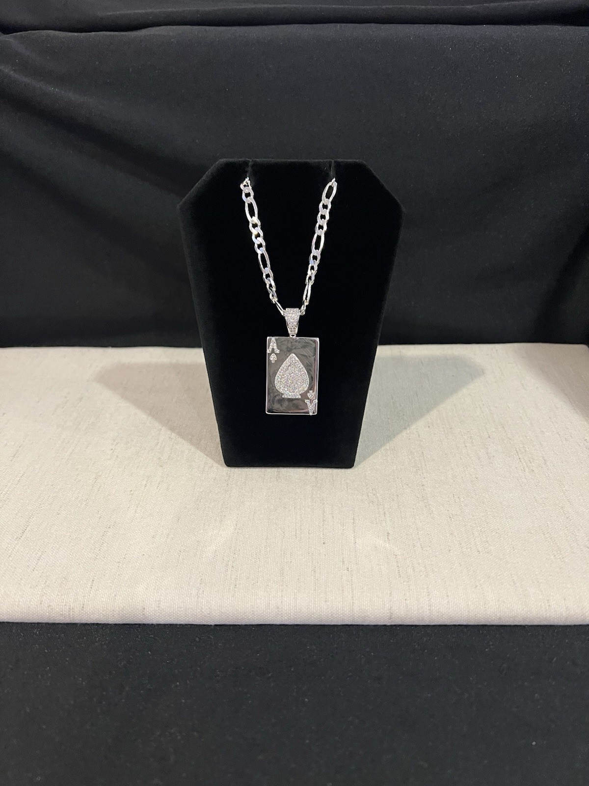 925 Sterling Silver CZ Ace of Spades Poker Card Pendant & Figaro Chain 20 26 30