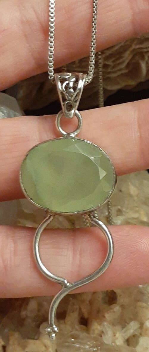 Fine Sterling Silver Prehnite Gemstone 2.25″ Pendant 18″ Box Chain Necklace