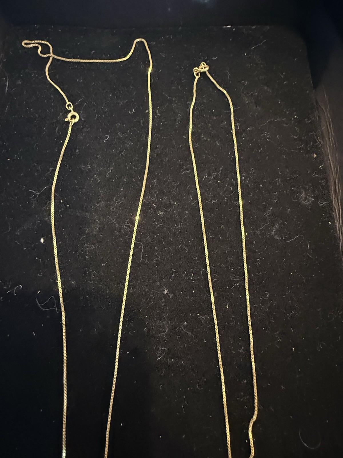 18 Kt Gold Box Link Chains 5.55 Grams 16 And 24 Inch