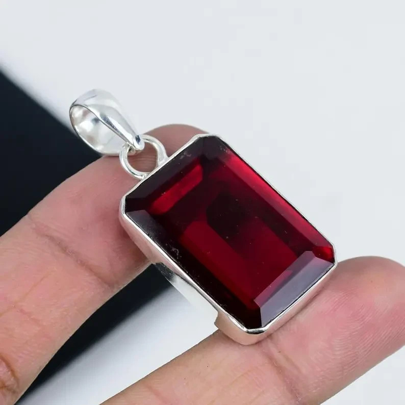 Red Garnet Gemstone Handmade 925 Sterling Silver Gift To Here Jewelry Pendant