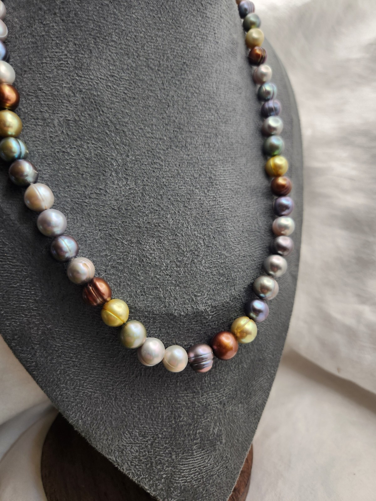 Honora Multicolor Round Pearl Beaded Strand Necklace Signed 925 Box Clasp 18″