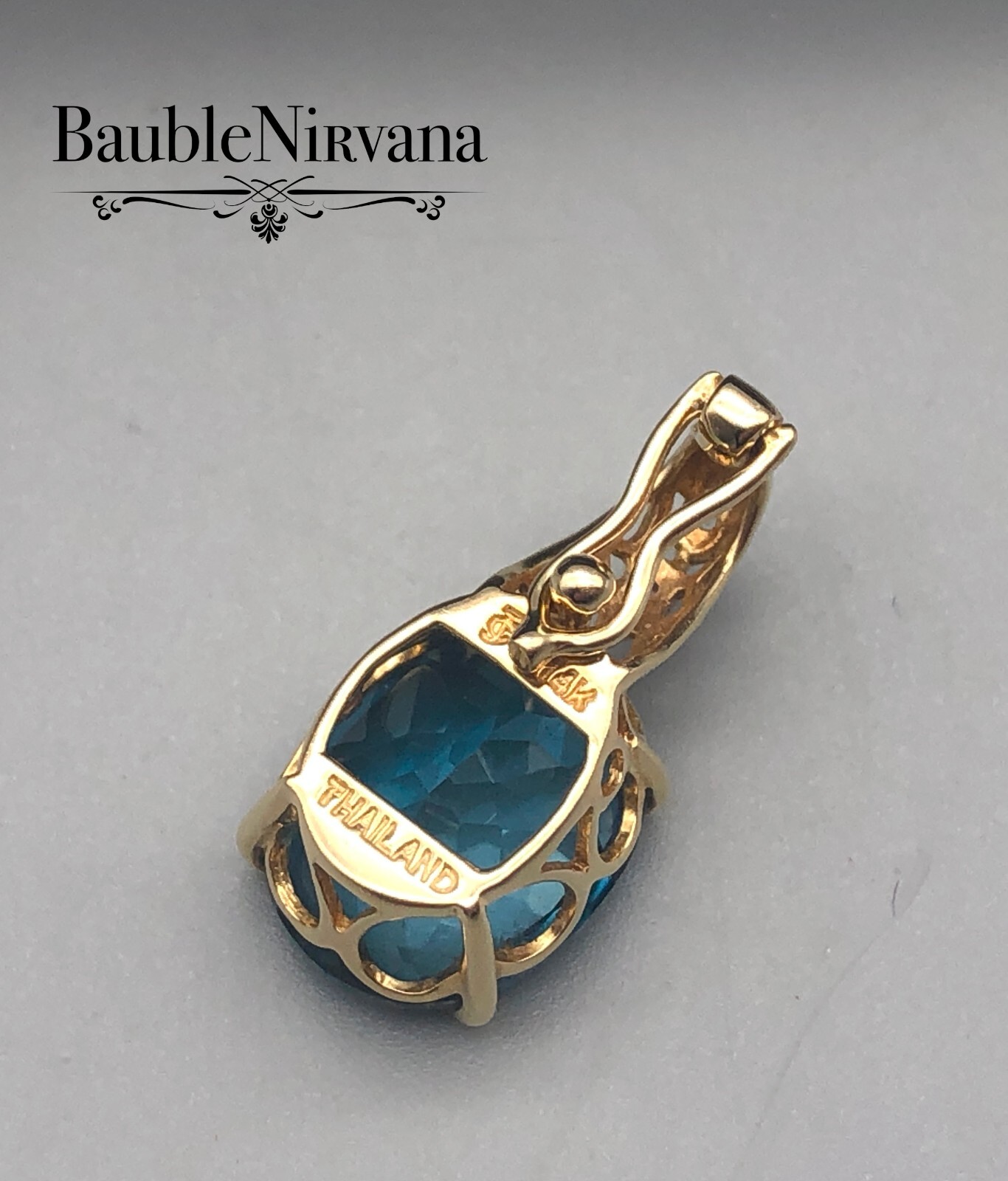Vintage 14K Yellow & White Gold Filigree Oval Blue Topaz Pendant