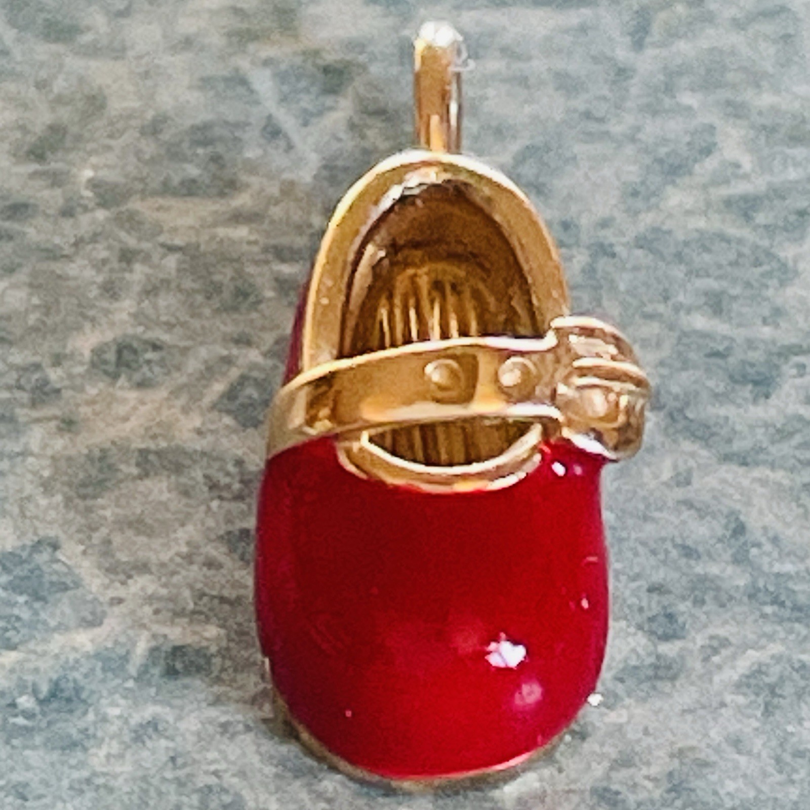 Vintage Aaron BASHA 10k Gold Red Baby Shoe w/ Buckle Pendant Charm