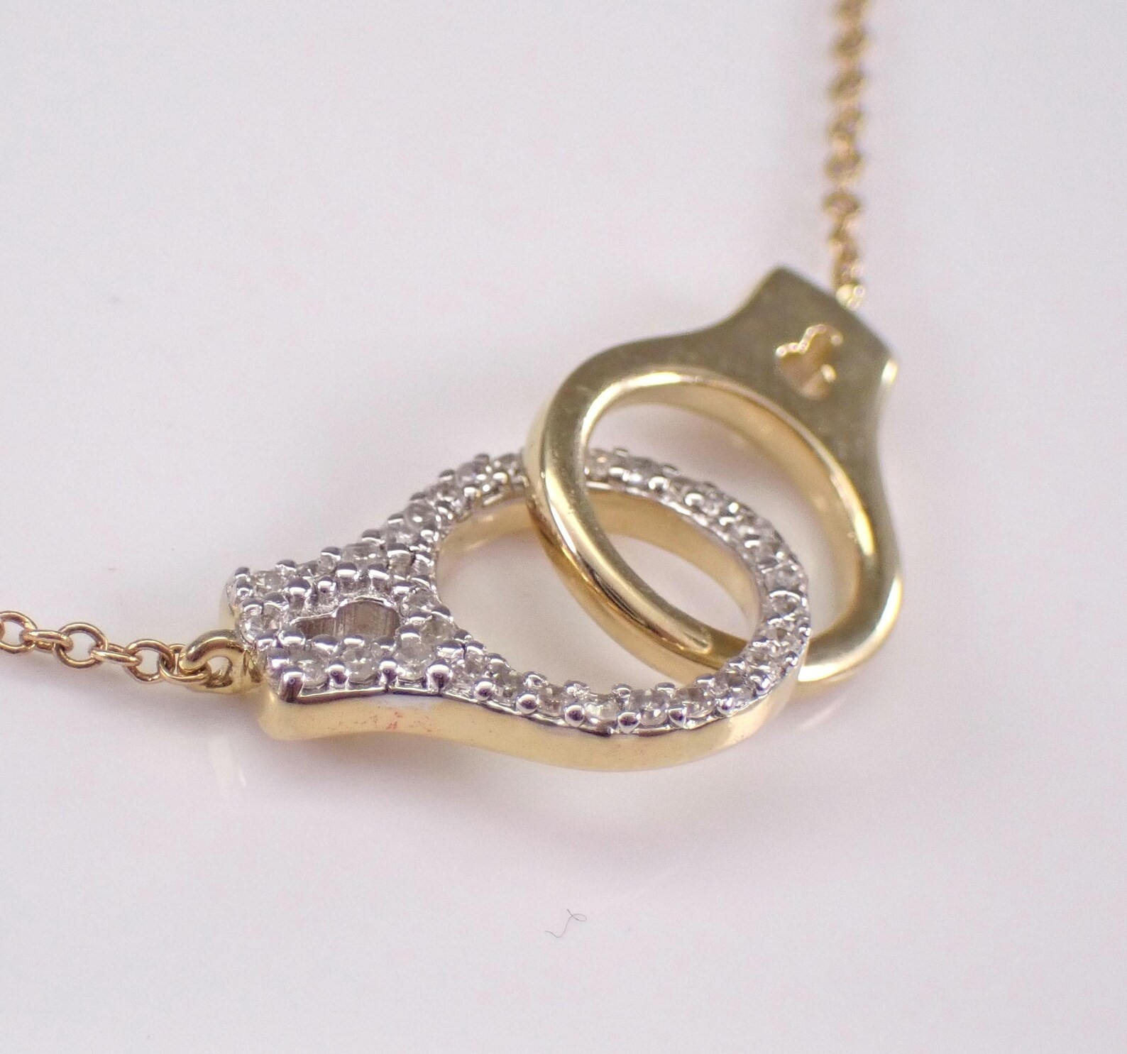 0.40Ct Round Moissanite Handcuff Shape Pendant Necklace 14K Yellow Gold Plated