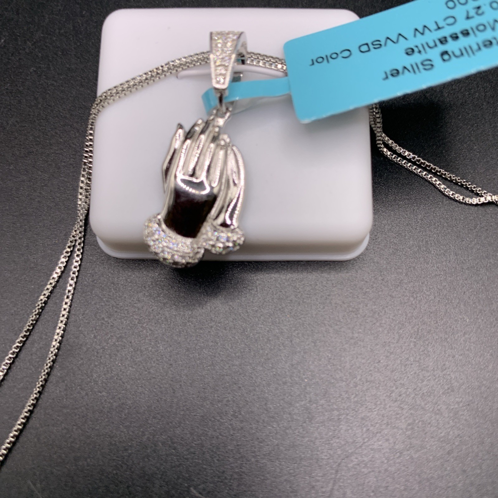 925 Sterling Silver Prayer Hands Pendant With Free Chain