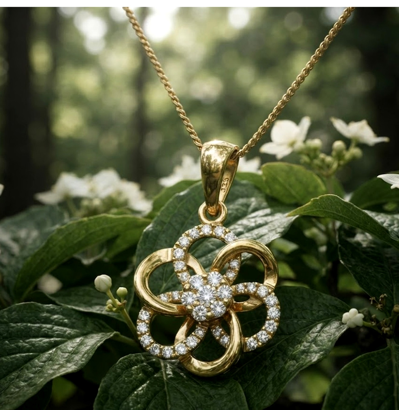 0.80ct Natural round diamond 14k BIS Hallmarked solid yellow gold Flower Pendant