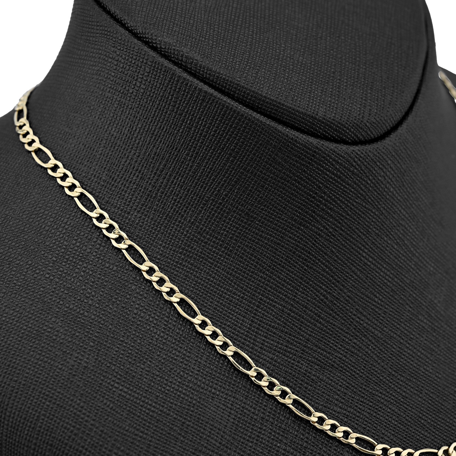 4MM 10k Yellow Gold Unisex Adults 3.4 grams Figaro Chain Necklace – 20 Inches