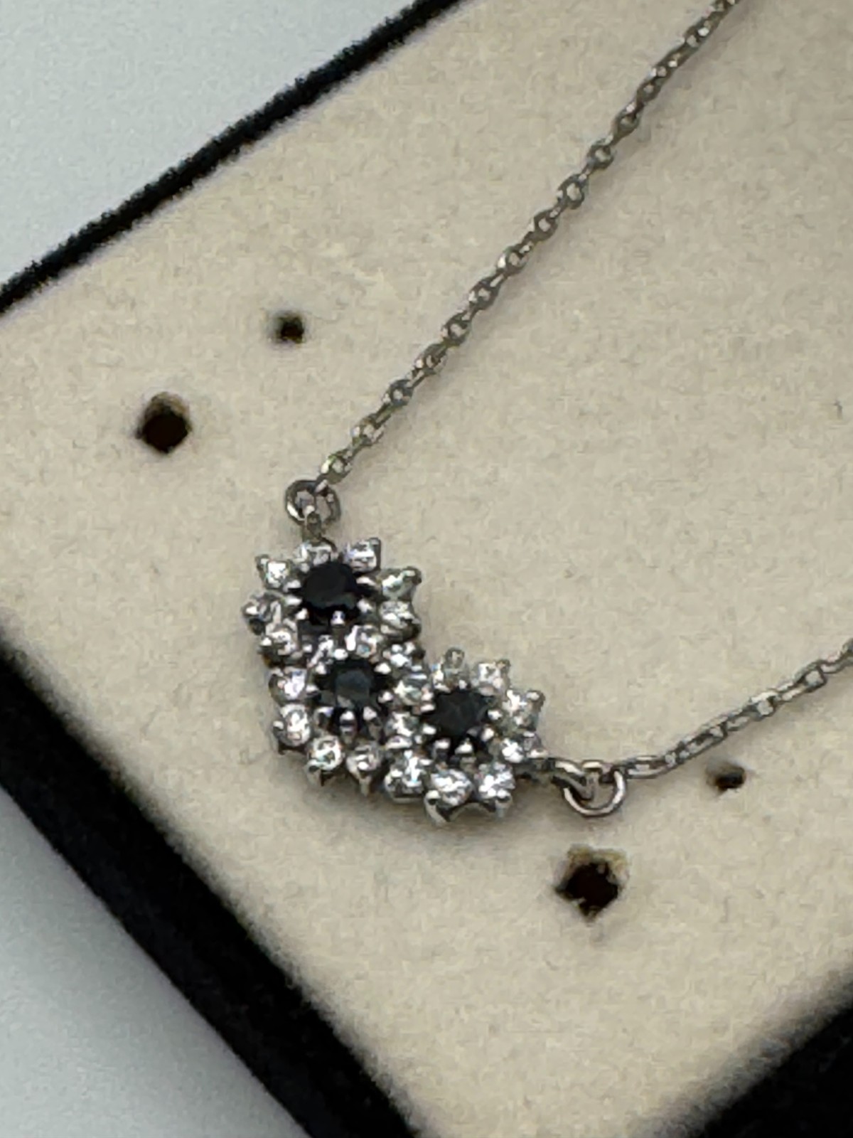 Nikolas Sterling Silver Necklace 17 In Black Clear Stone Cluster Pendant Vintage