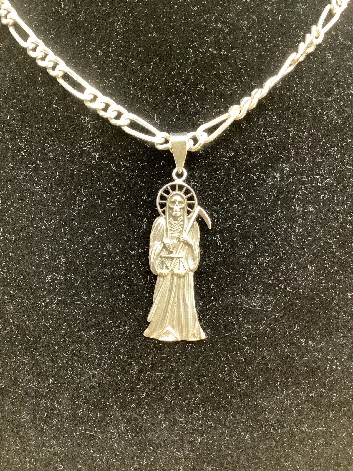 .925 Sterling Silver Grim Reaper Santa Muerte Pendant With 29” Figaro Necklace