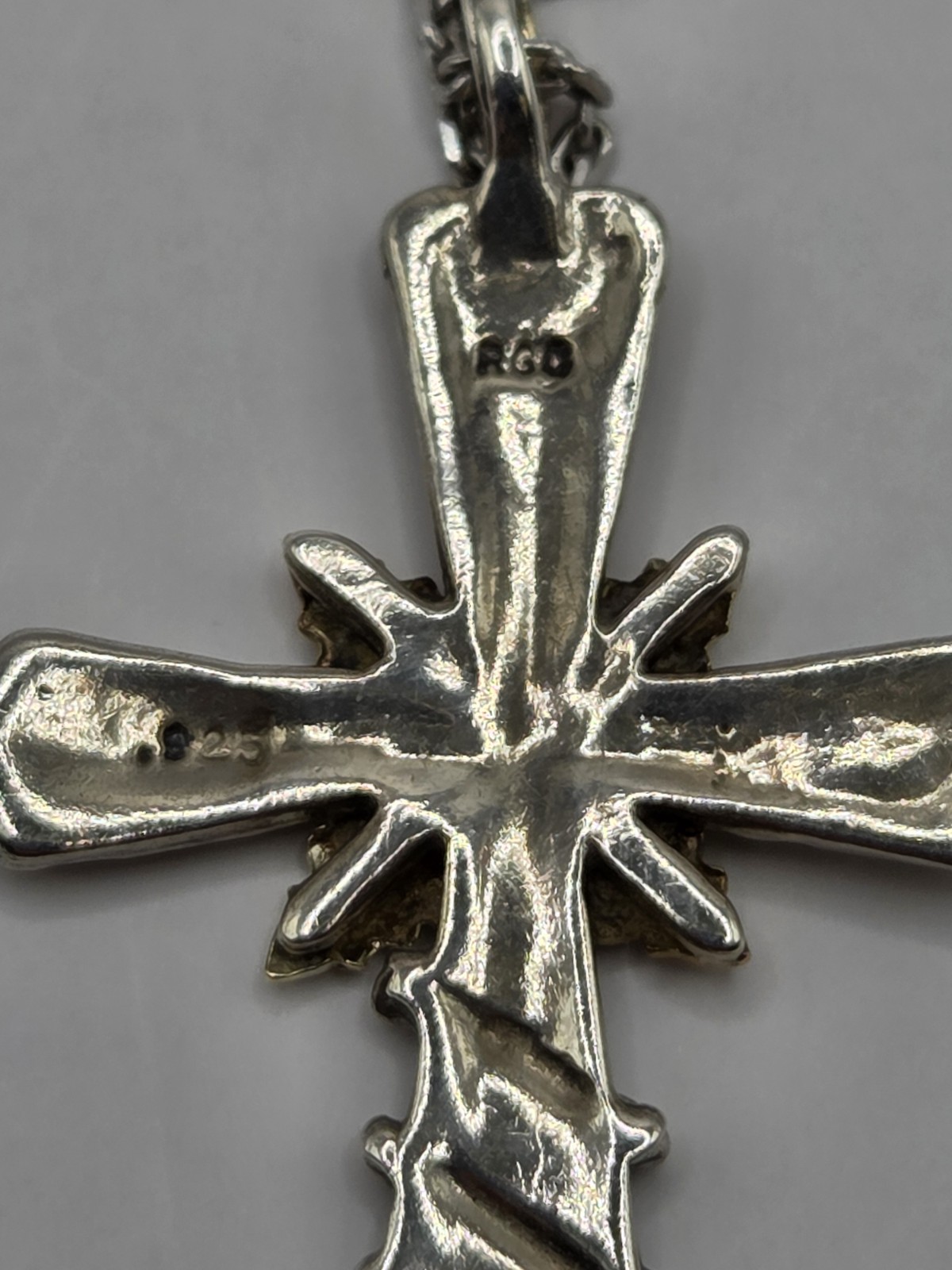925 Sterling Silver Cross Pendant Necklace With 10k Leaves