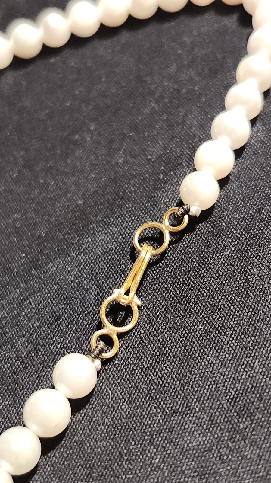17″ Hand-Knotted 5.5-6mm AAA Freshwater Pearl Necklace