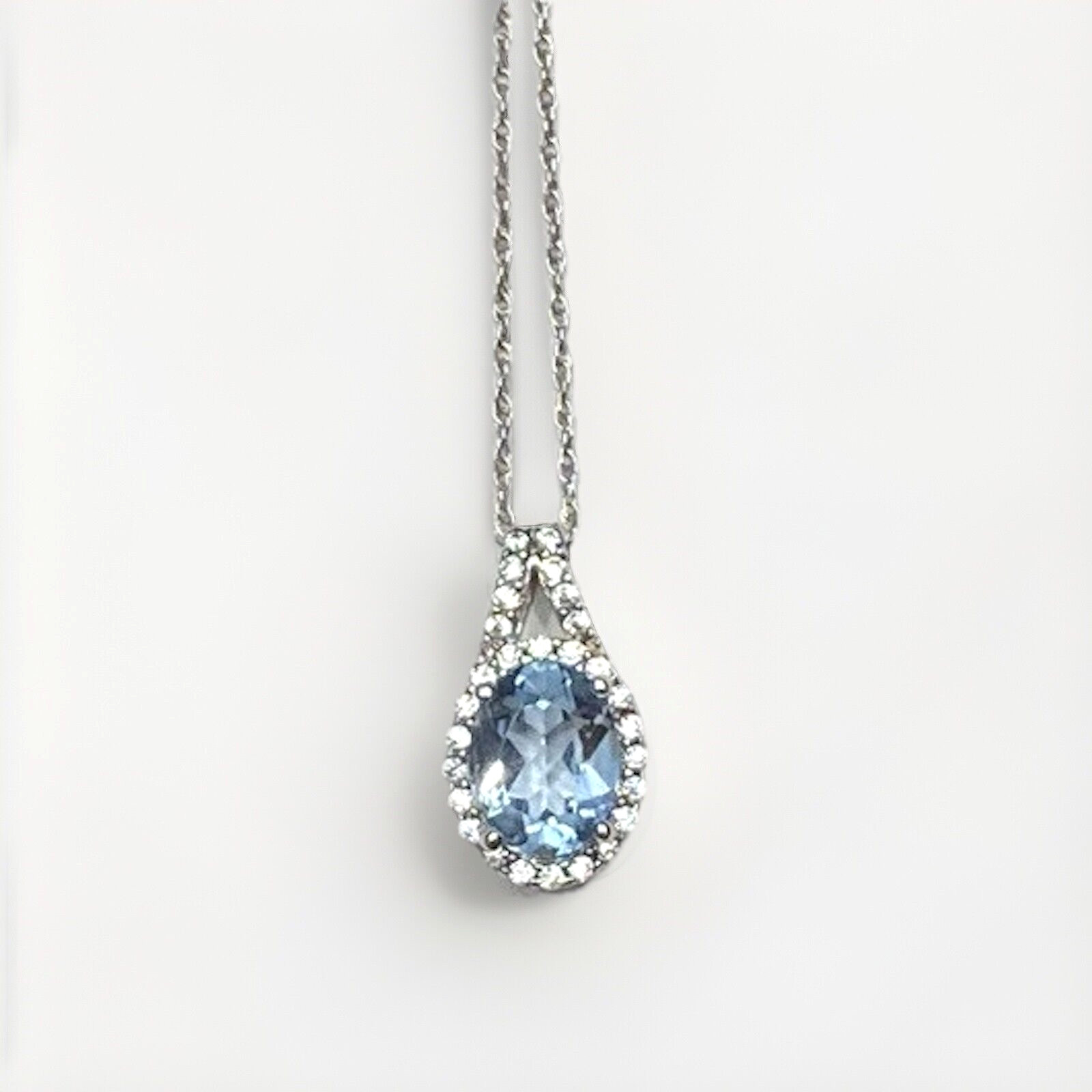 Fine Sterling Silver Chain Necklace & Blue Surrounded by White Topaz 17-1/2″