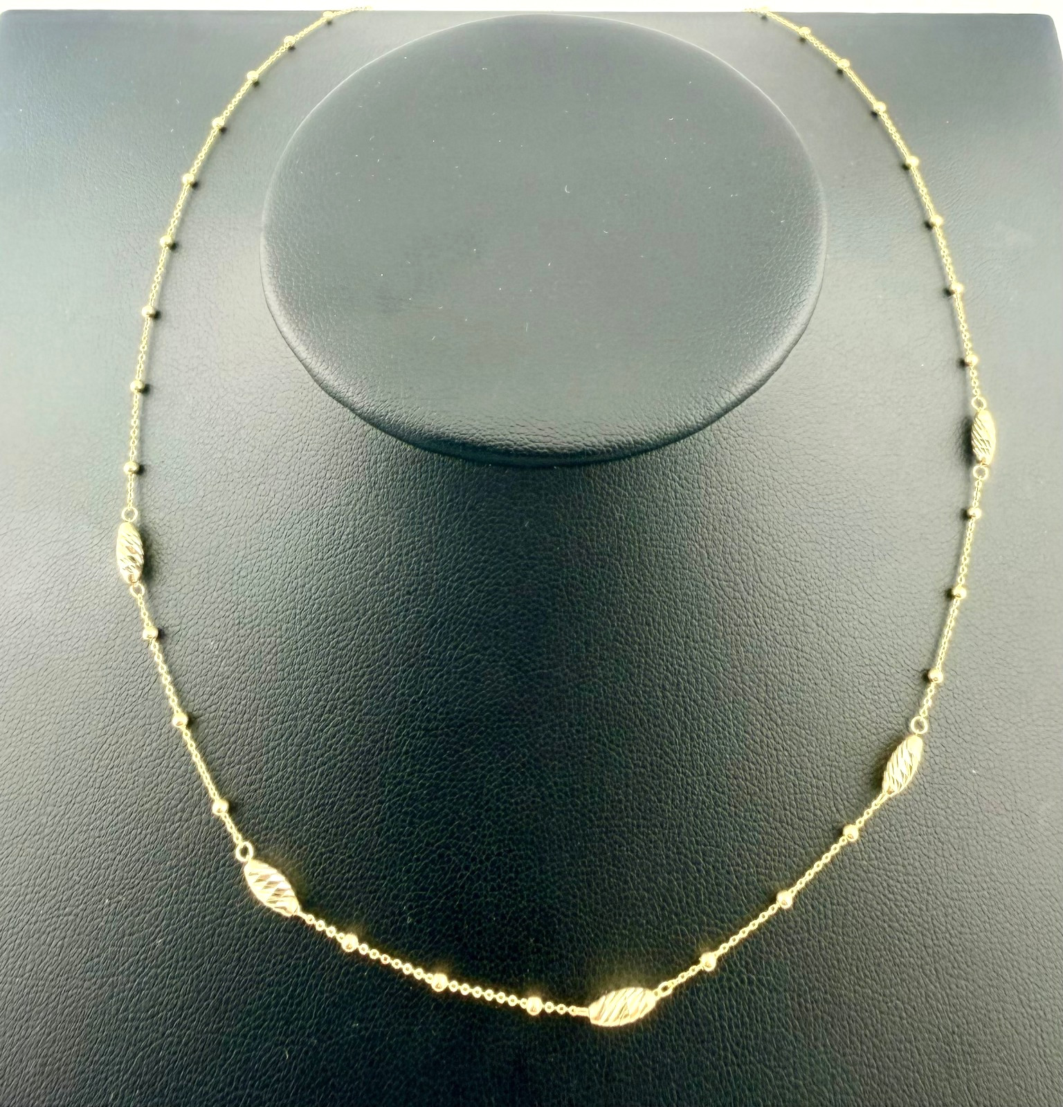 Real 14 K Yellow Gold Light Necklace and Bracelet