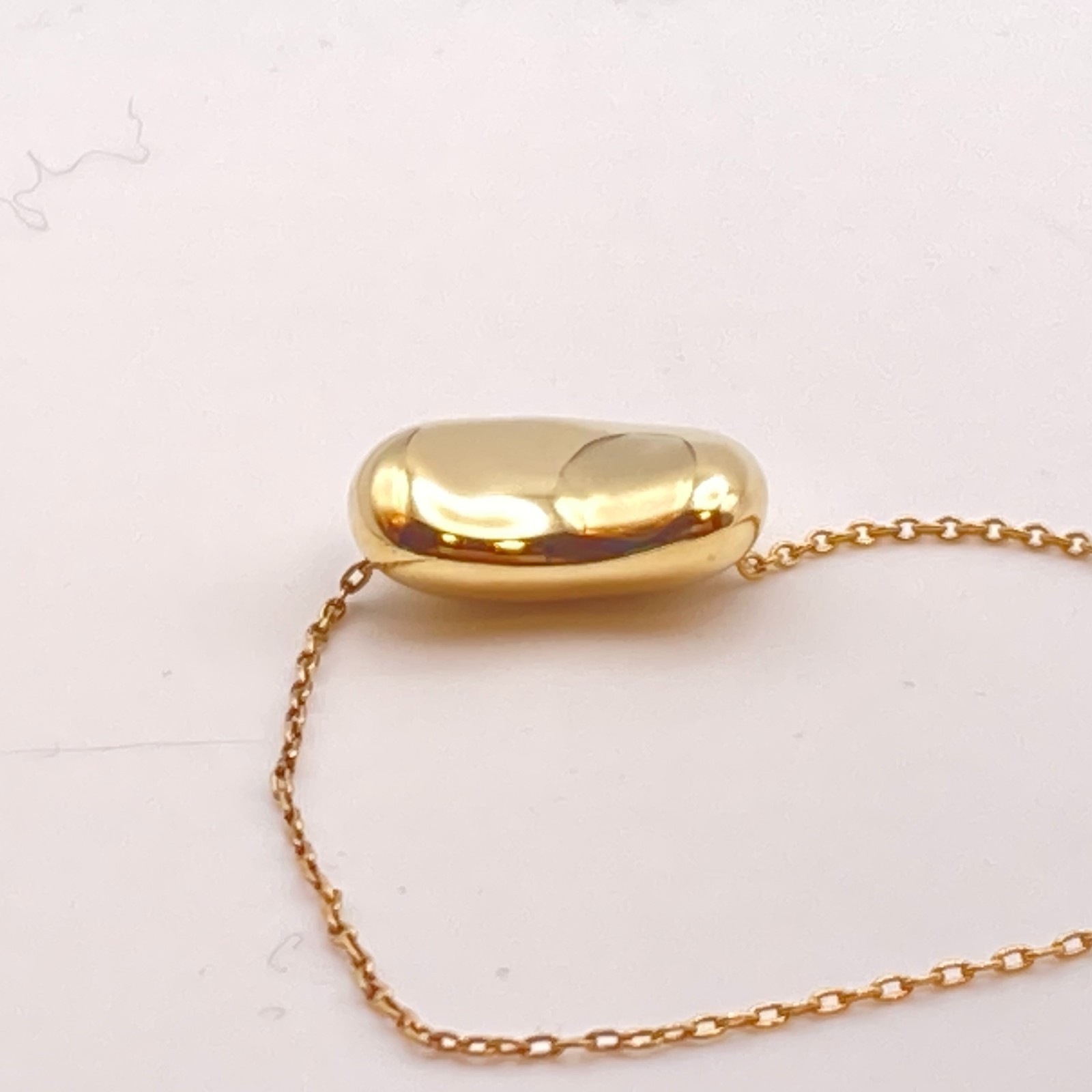 Tiffany & Co. 16mm Gold Bean Pendant Necklace 16″ Elsa Peretti 5.7g