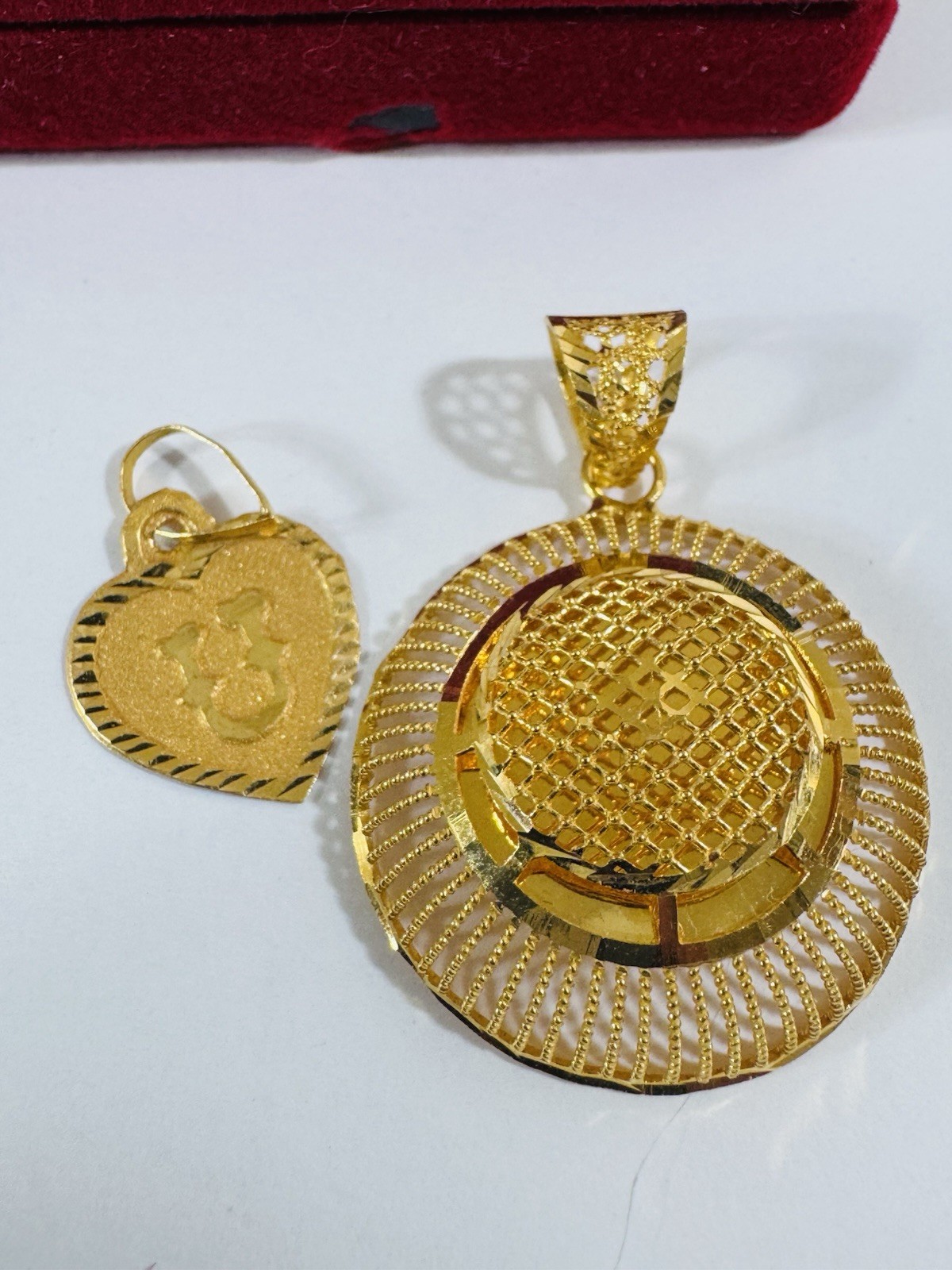 Rare 22K 916 Real Gold Two Set of Pendant U Heart & Round 5.2g