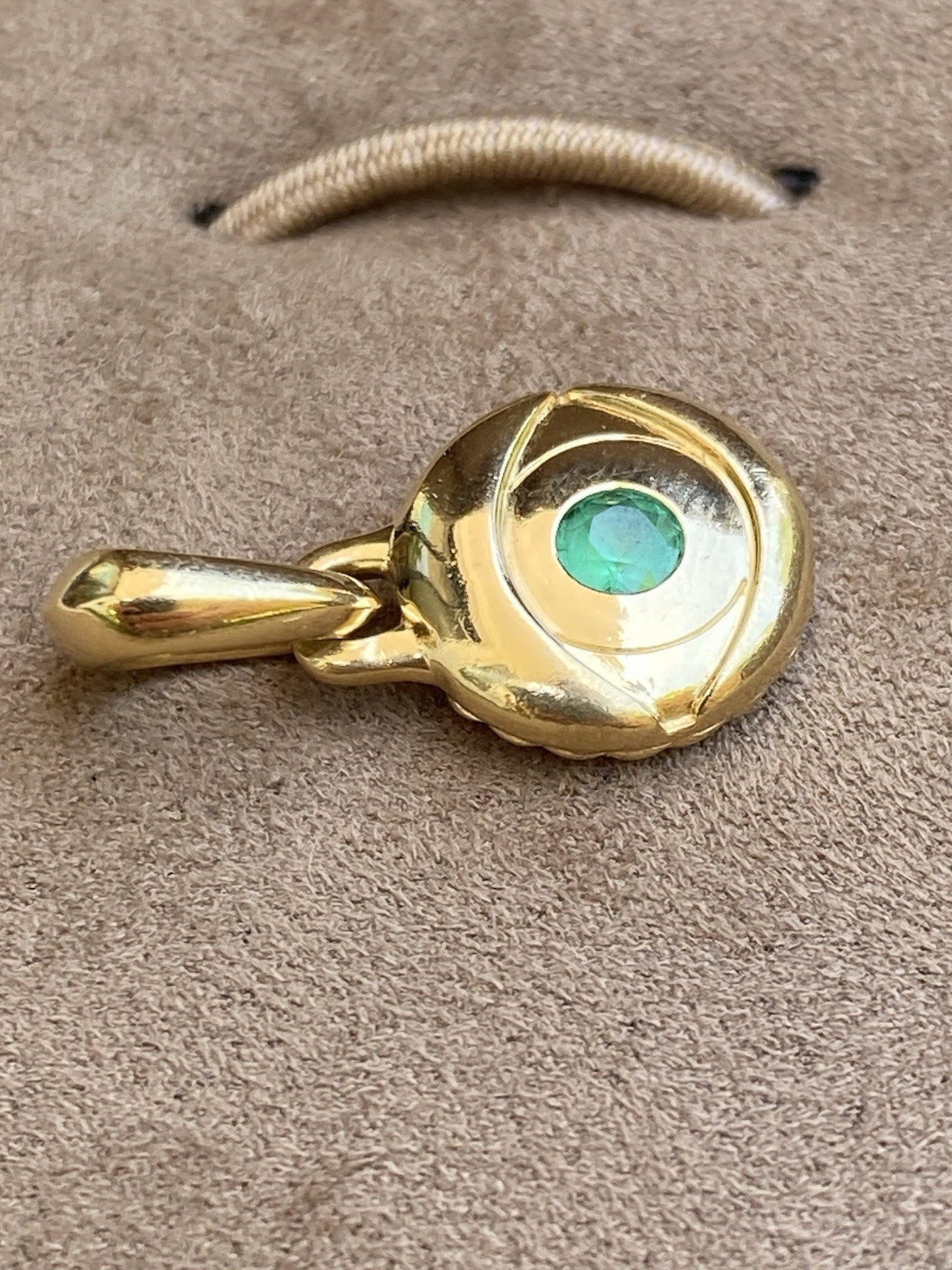 David Yurman 18K Gold Emerald Evil Eye Pendant Amulet Enhancer $2100+