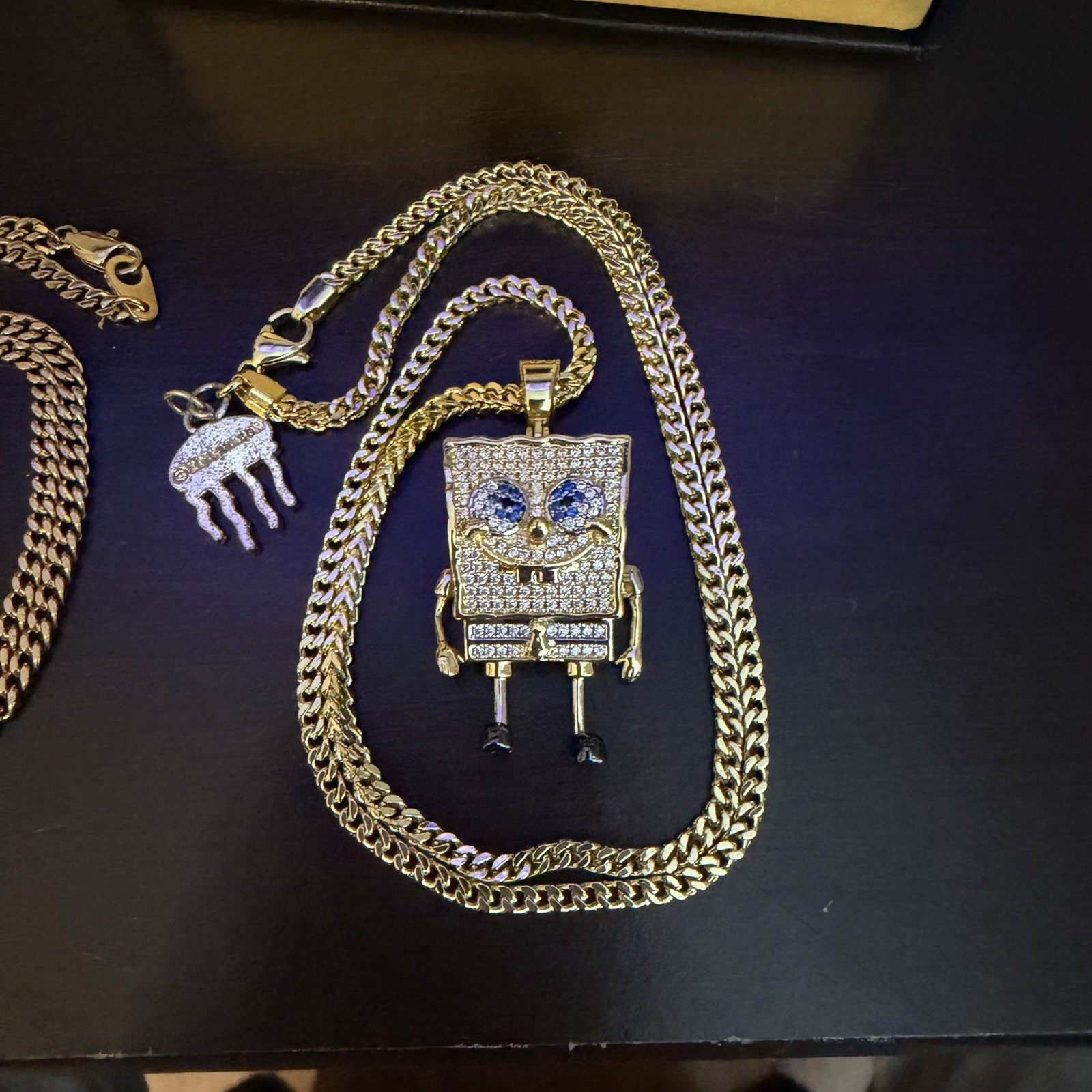 GLD Goat Chain Pendant Necklace 18K Gold With A Spongebob Chain ￼
