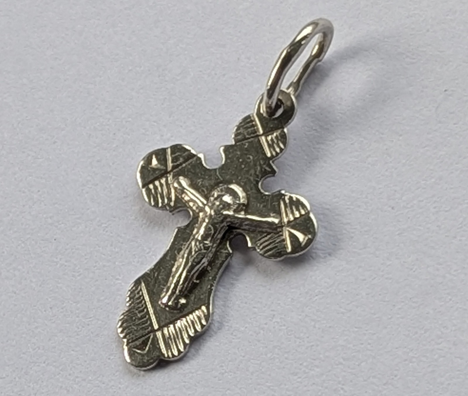 Orthodox Cross 925 silver. Weight 0.78 g. Prayer in Russian. Ukrainian jewelry.