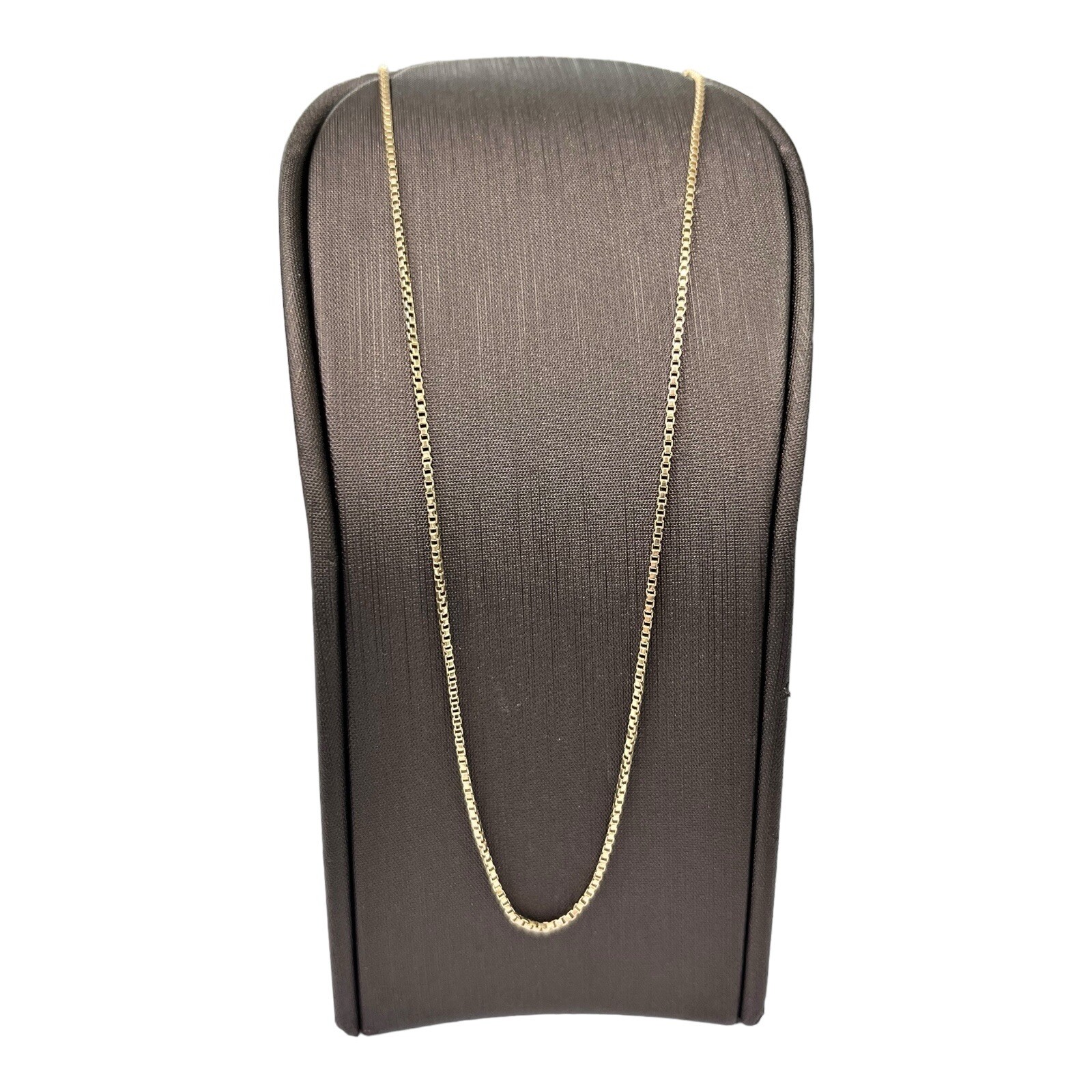9ct 9K Yellow Gold Italian Fine Box Link Chain Necklace 2.81 Grams 47cm. New
