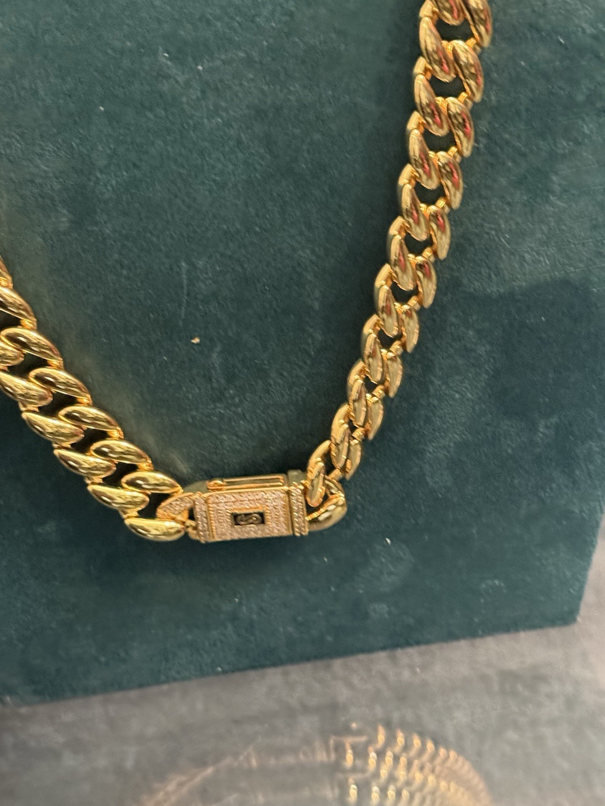 Gold plated. Tarnish free none fading necklace set. Ring size 10