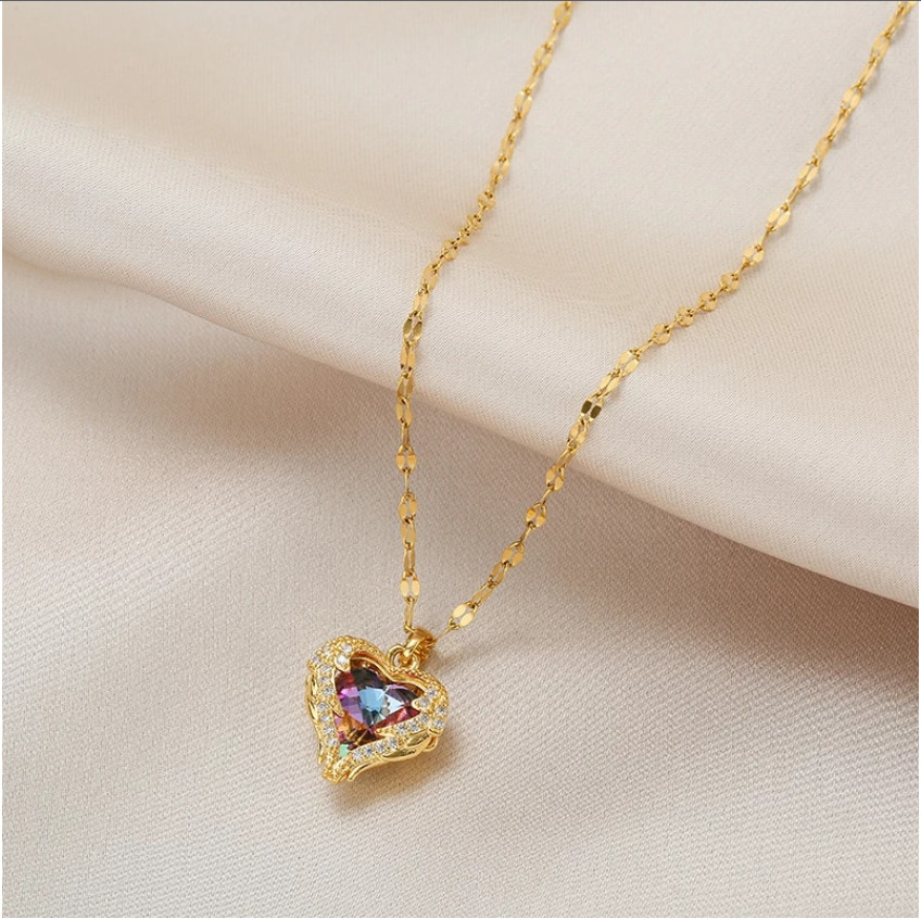 Luxury Heart Necklace/Pendant/Jewelry Korean Fashion Stainless Steel + 18 k Gold