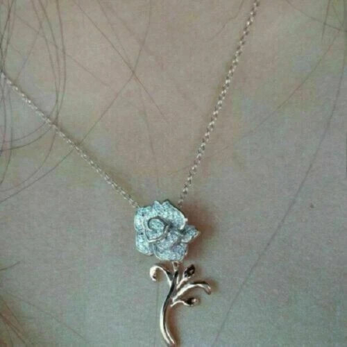 2Ct Round VVS1/D Diamond Rose Design Pendant 14K White Gold Finish Free Chain