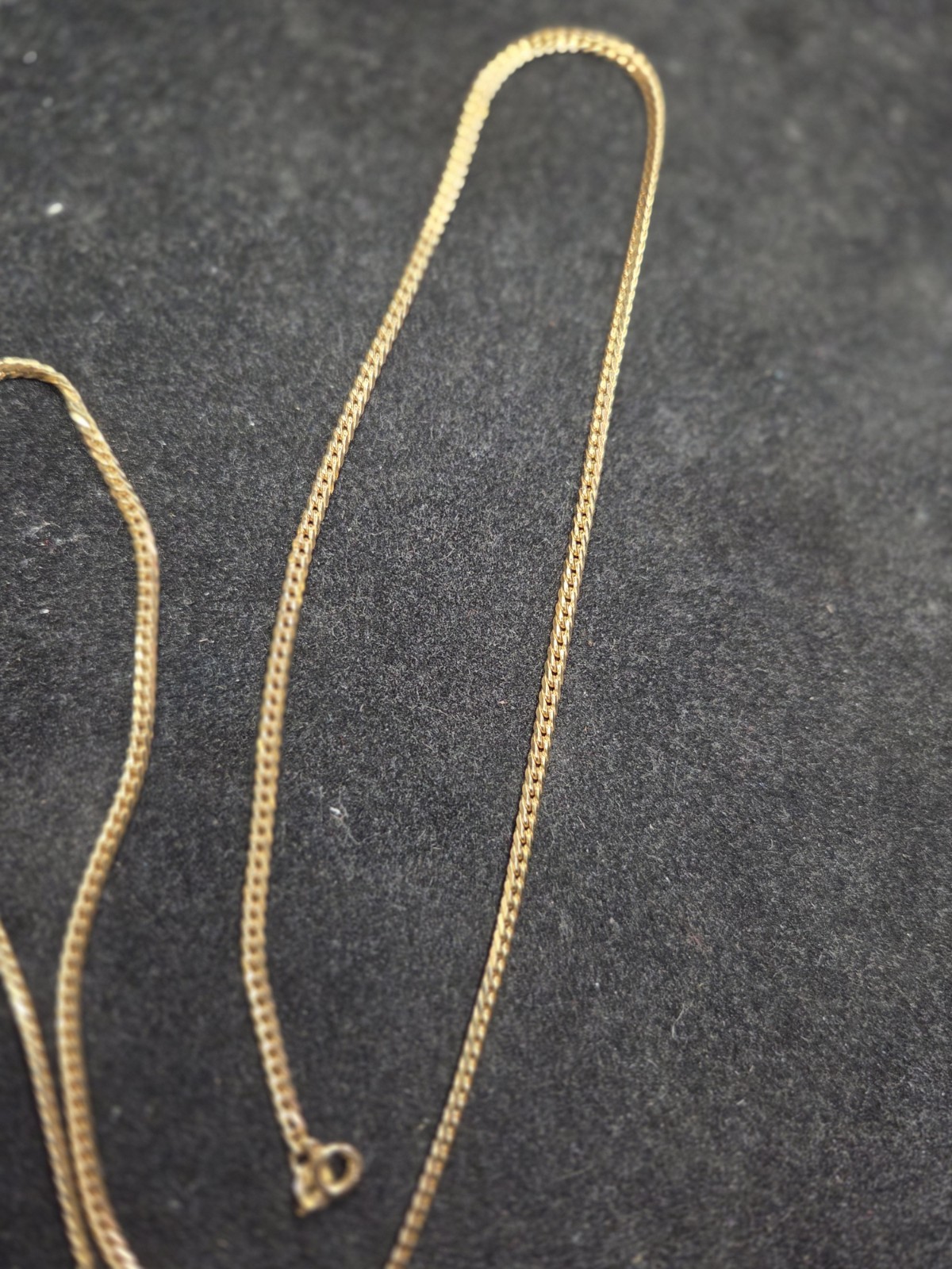 14KT GOLD CUBAN LINK CHAIN 2.2MM 13.3 GRAMS 23.5″