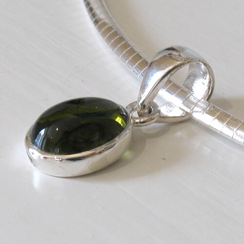 Green Tourmaline Pendant in Sterling Silver – 2.5 Carats, Eye Clean Oval Gem