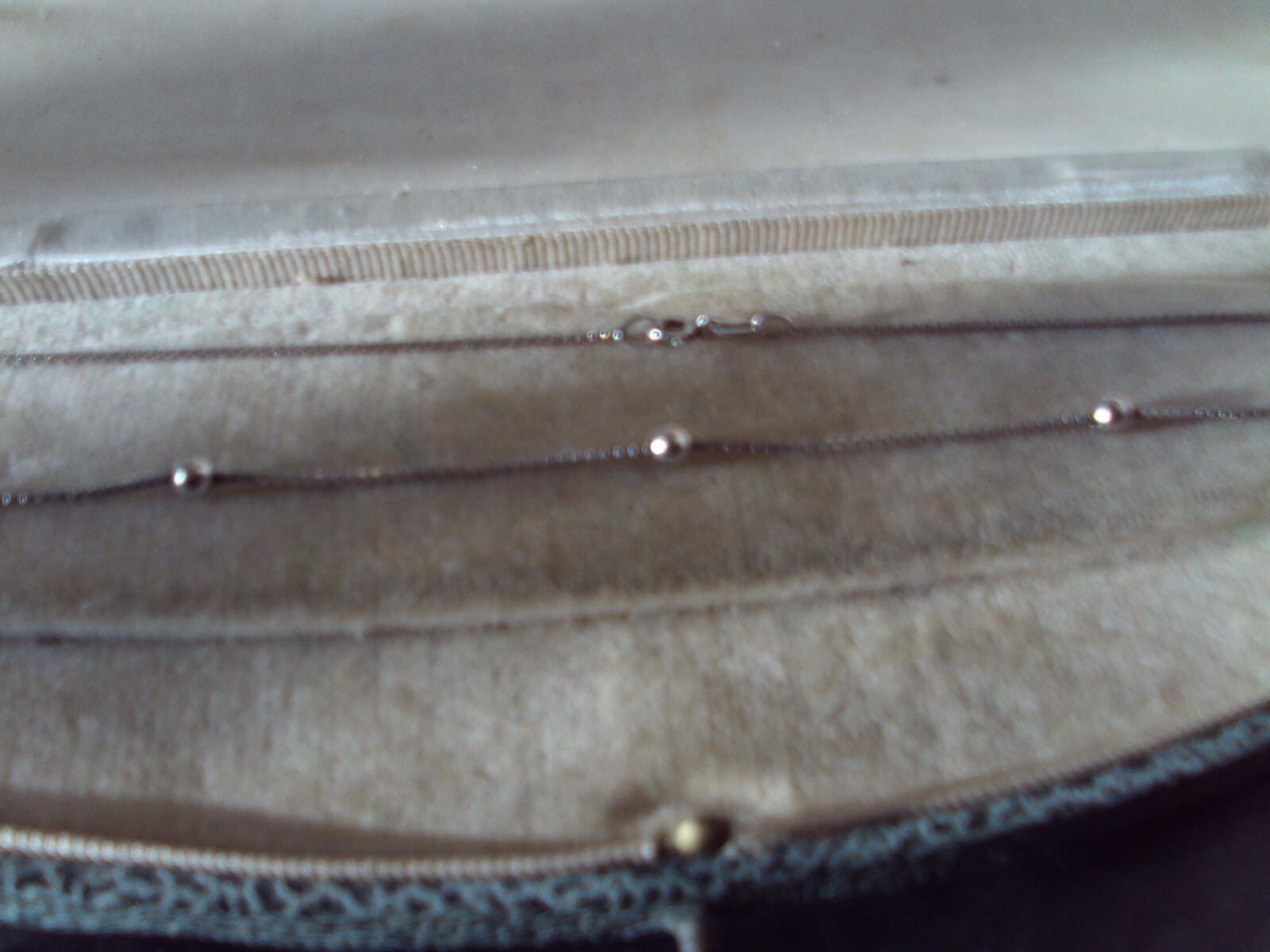925 silver 16″ chain 2 mm width box chain with 5 silver bobbles