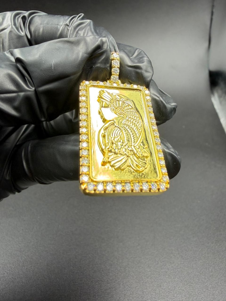 2Ctw Round Real Moissanite Fortuna Swiss Gold Bar Pendant 14K Yellow Gold Plated