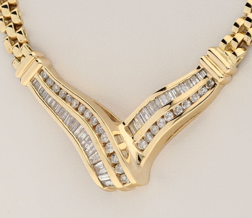 Natural Diamond V Station Pendant Mech Chain Necklace 1.90CT 14K YG 18” Long