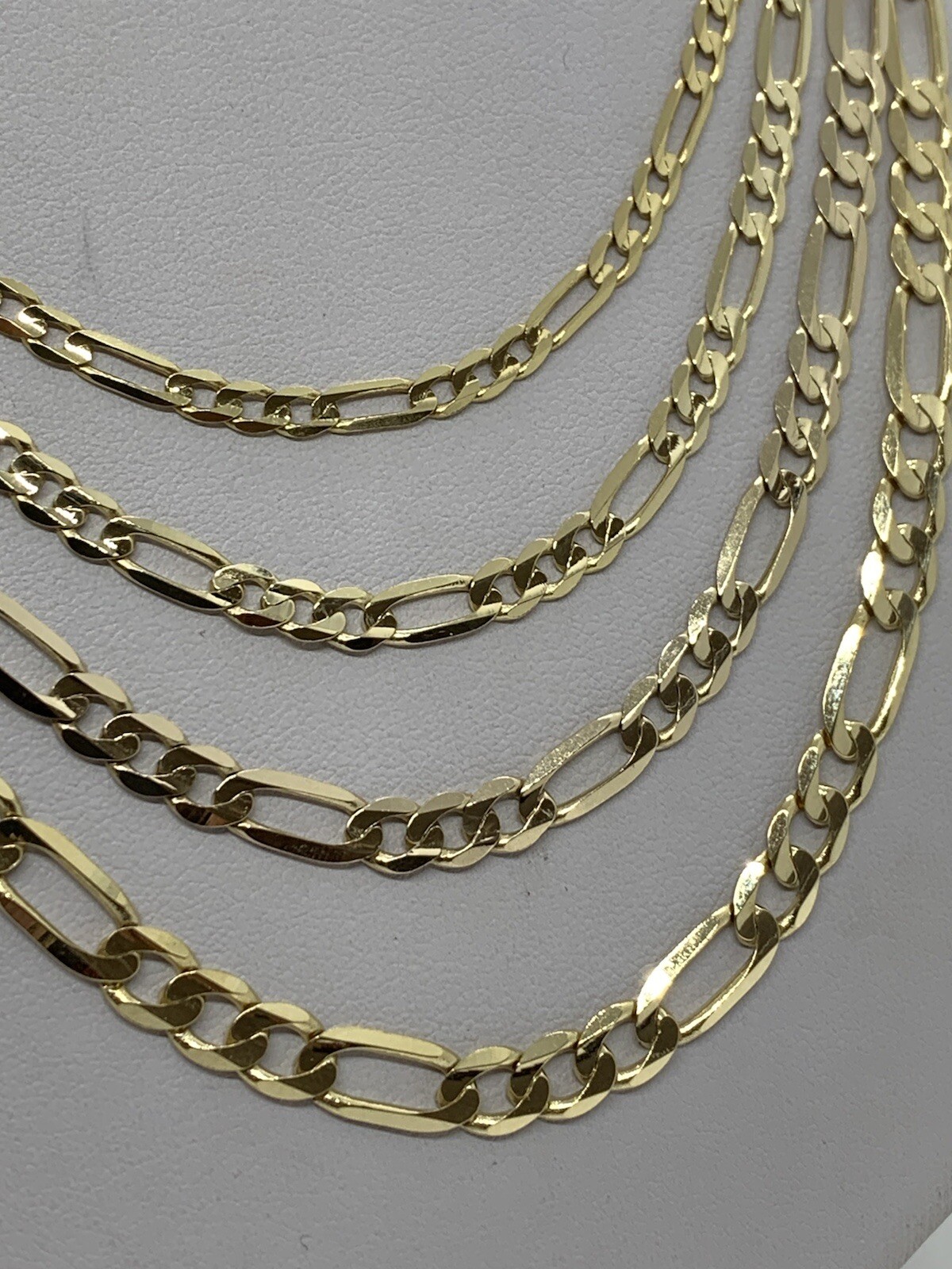 14K Solid Yellow Gold Figaro Link Chains Necklace Men’s/Women’s 4mm-6mm 18″-30″