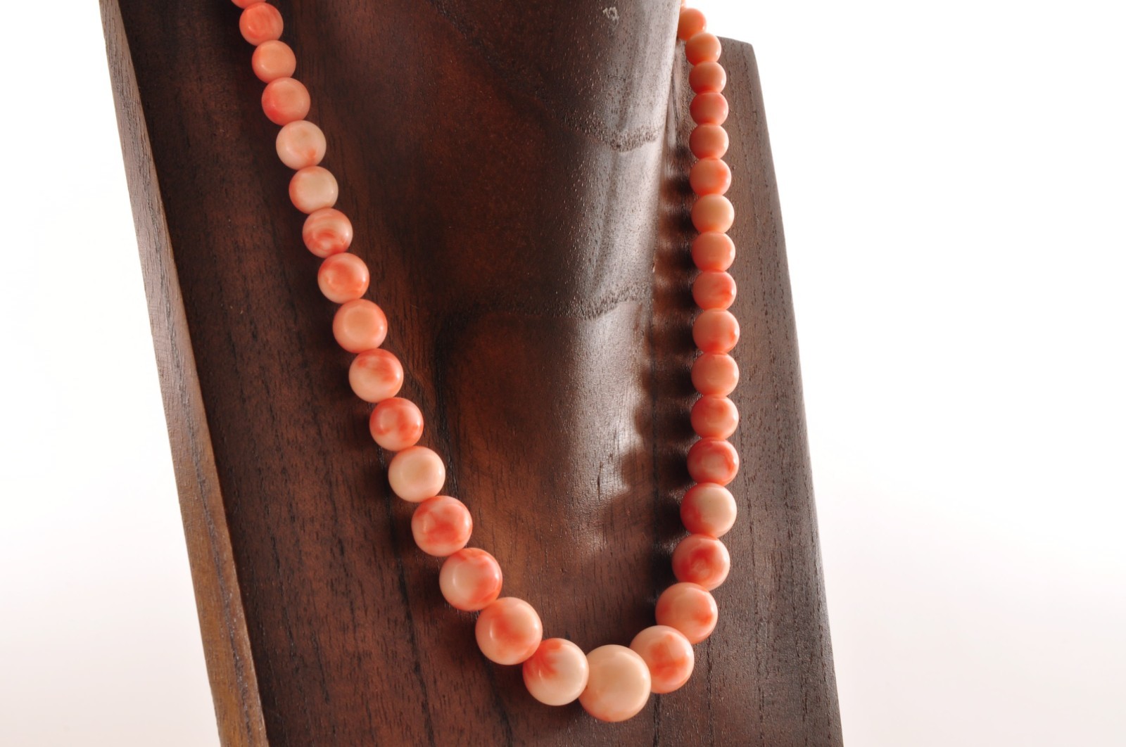 Angel skin coral Necklace and rose earrings set (17.3in 255ct) and Certificate.