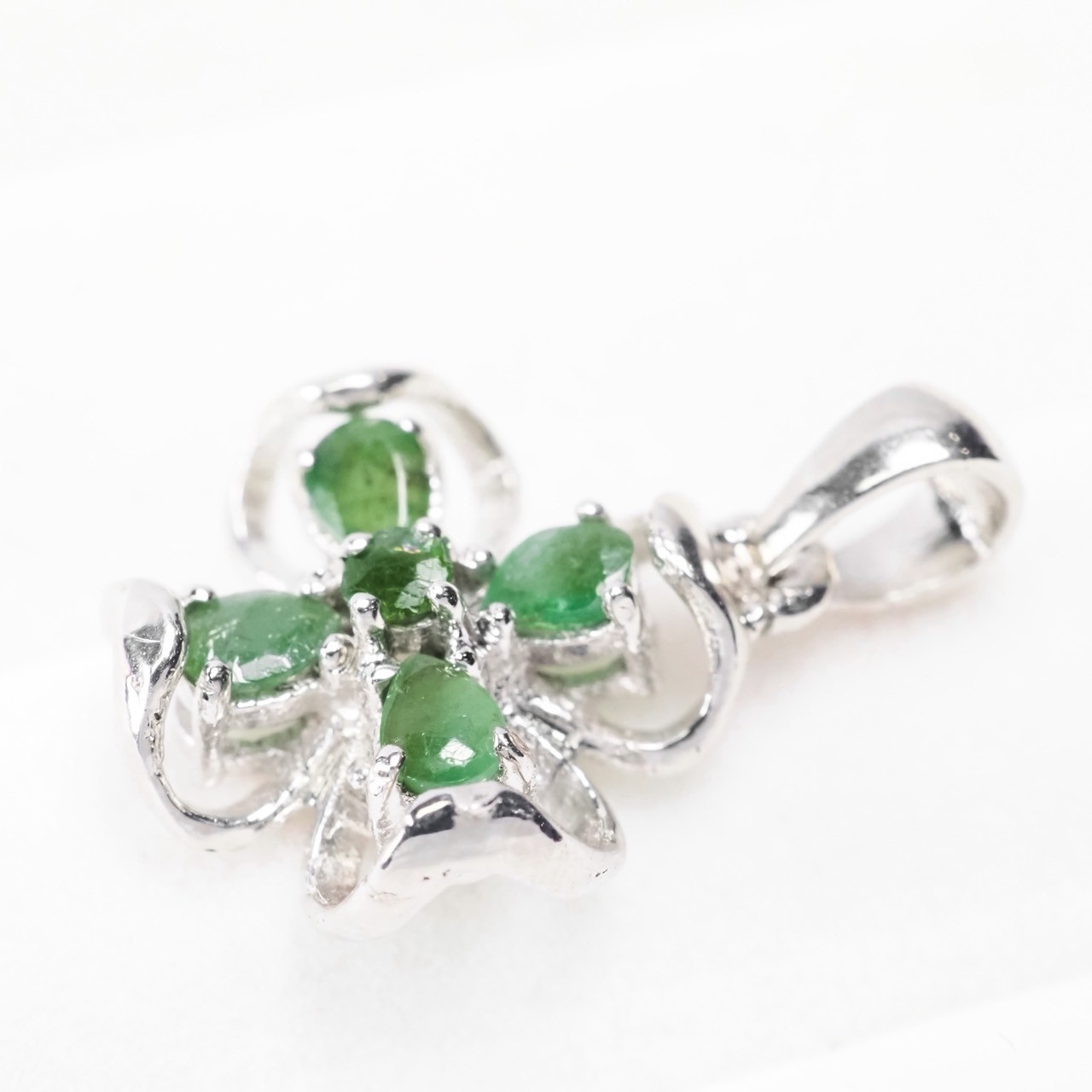 Clover Pendants Colombia Green Emerald 925 Sterling Silver Handmade Fine Jewelry