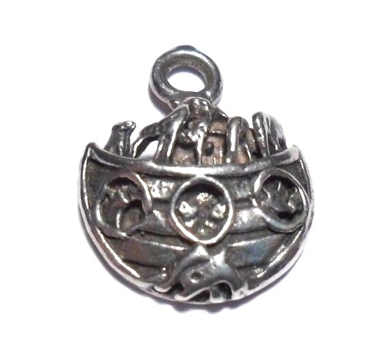 VINTAGE NOAH’S ARK W/ ANIMALS RELIGIOUS STERLING SILVER 925 CHARM PENDANT