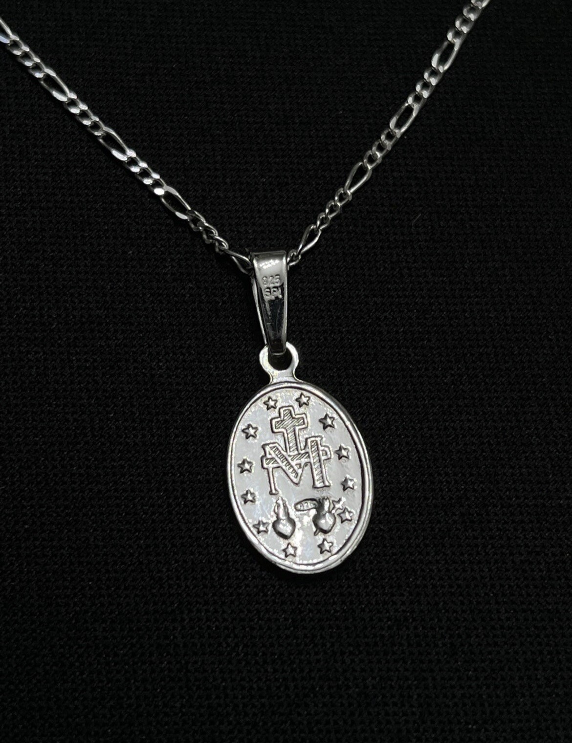 Sterling Silver Virgin Mary Pendant With 18” Silver Figaro Chain