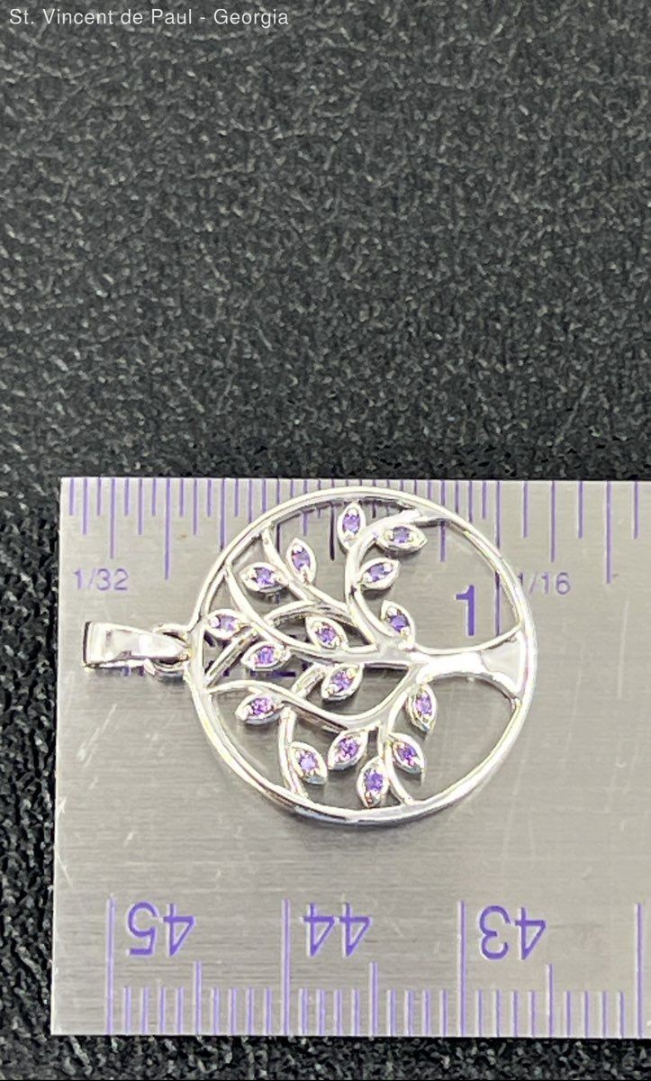 925 Sterling Silver 1.71 g Unbranded Pendant w/ Amethyst