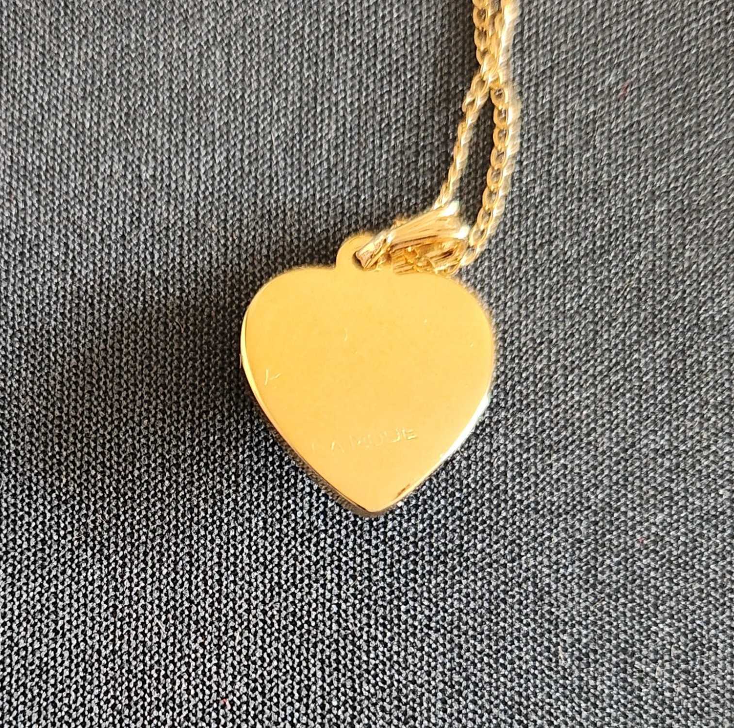 La Mode Original Necklace with Heart Pendant & Faux Pearl Karatclad