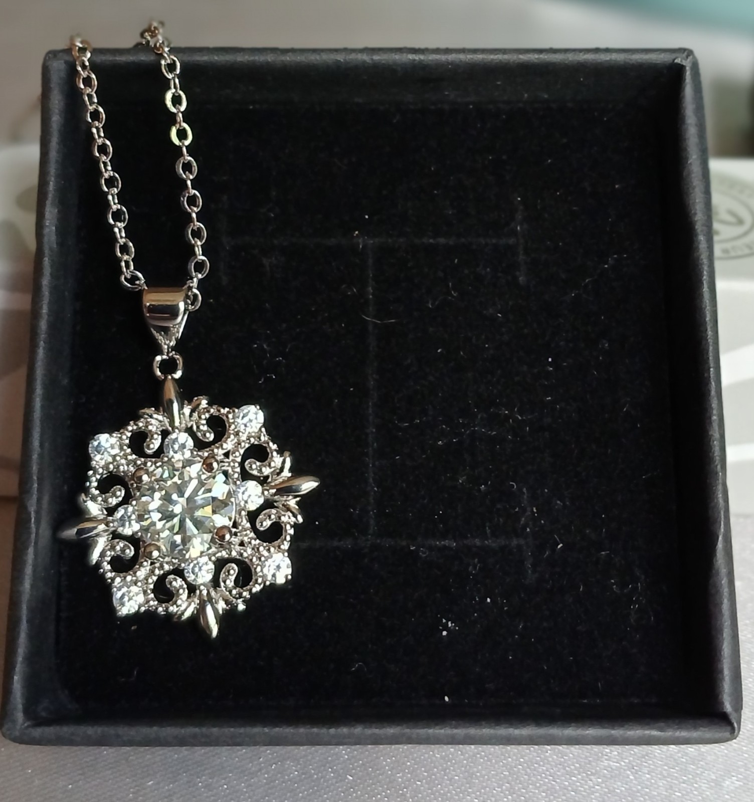 Real Moissanite 18″ Pendant Necklace Moissanite Tested, 1.0ct., GRA Certificate