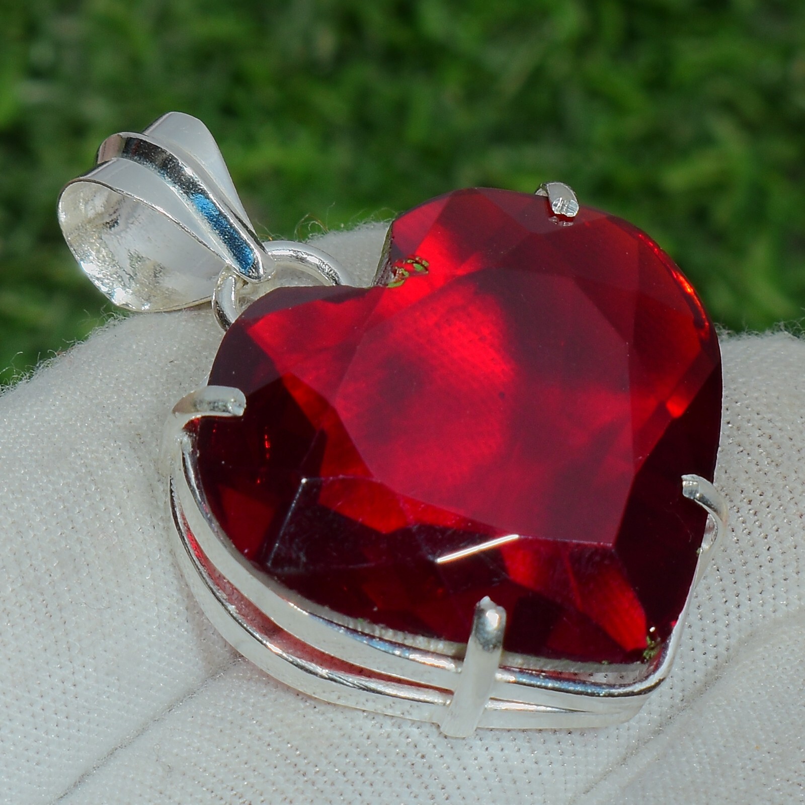 Mozambique Garnet Gemstone 925 Sterling Silver Jewelry Handmade Heart Pendant