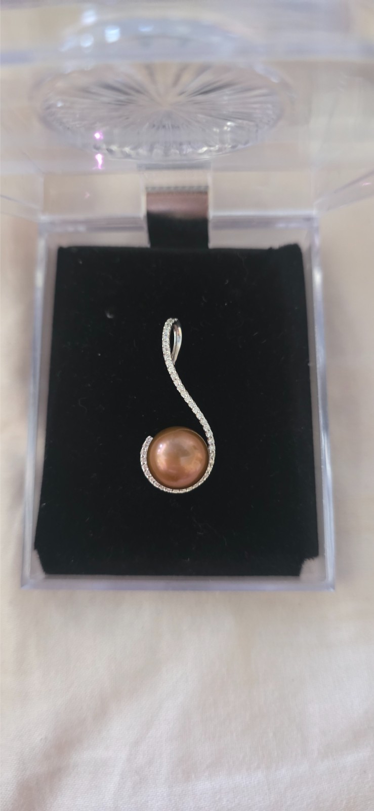south sea golden pearl necklace 14k white gold with diamonds