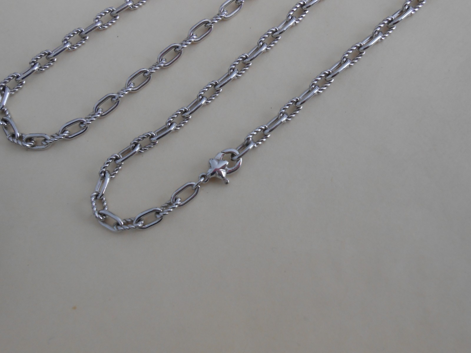 $395 David Yurman Sterling Silver 3mm Madison chain Necklace 18”