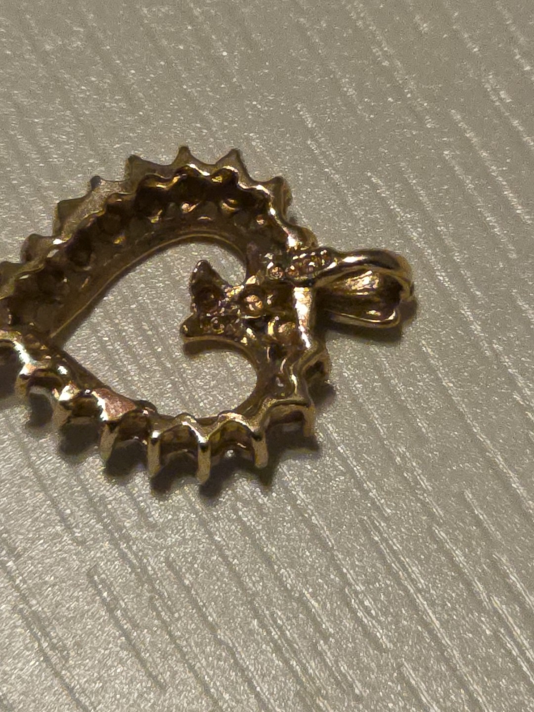 10K Yellow Gold Solid Heart Charm Beautiful Pendant