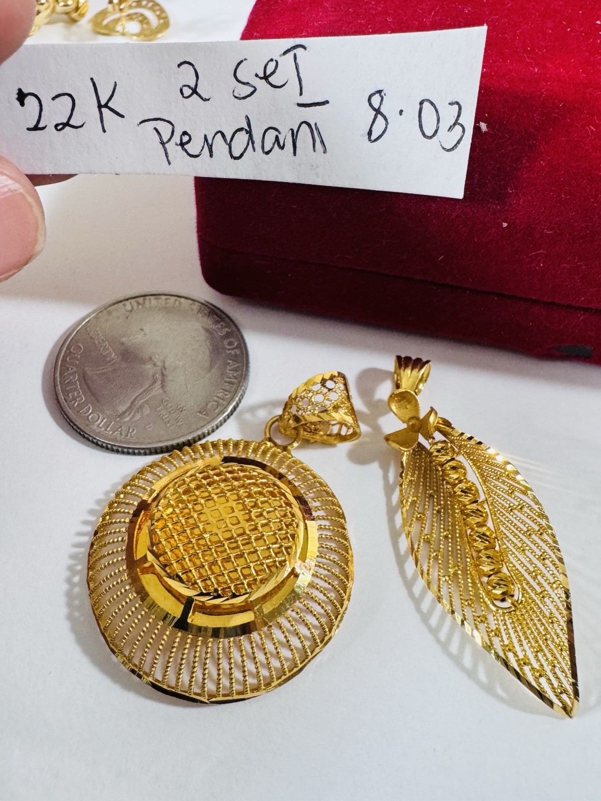 22K 916 22C Real Gold Two Set of Pendant 1 x Left Flower & 1x Round 8g
