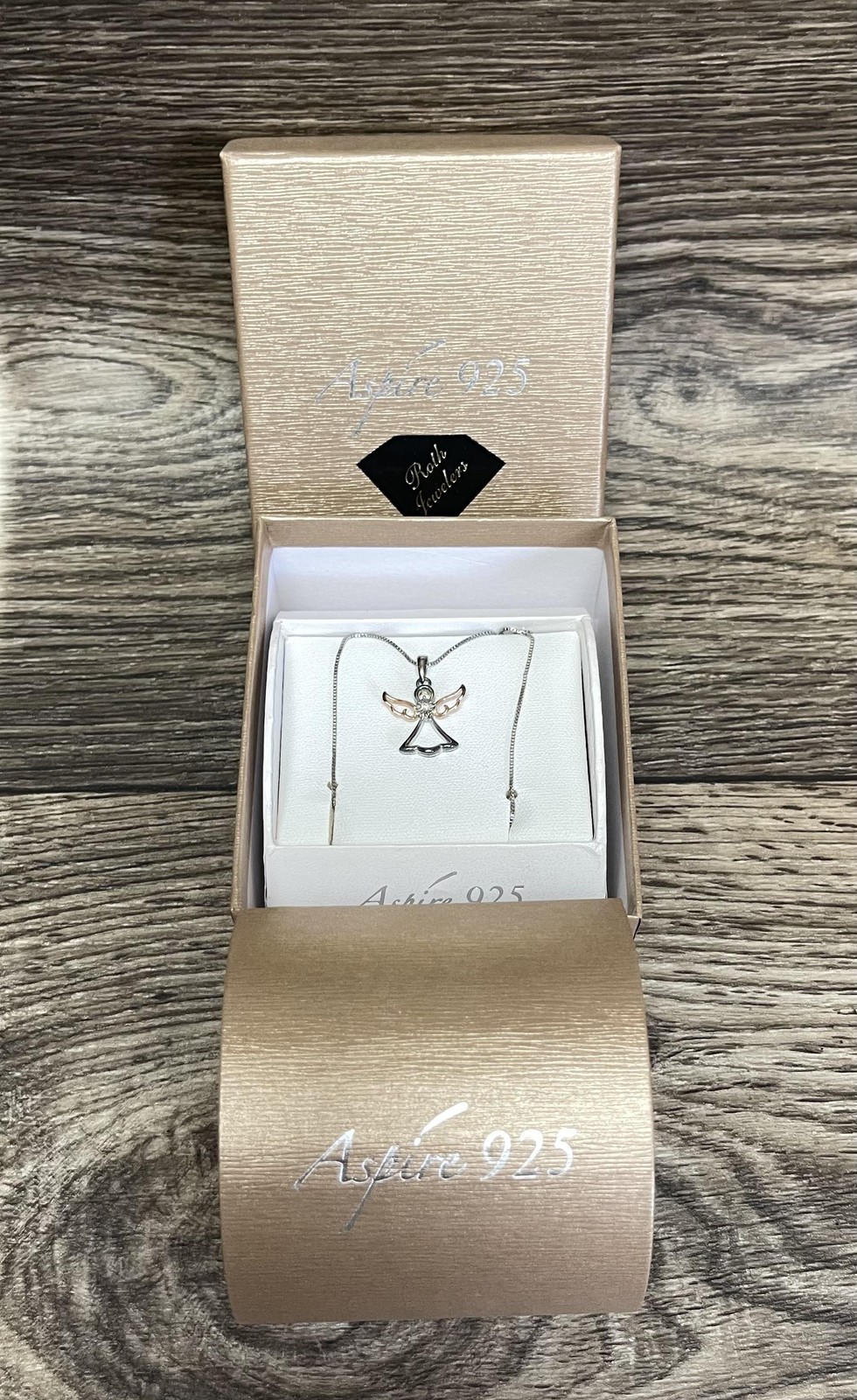 Aspire 925 Sterling Silver Angel Pendant Necklace 18in Box Chain Religious