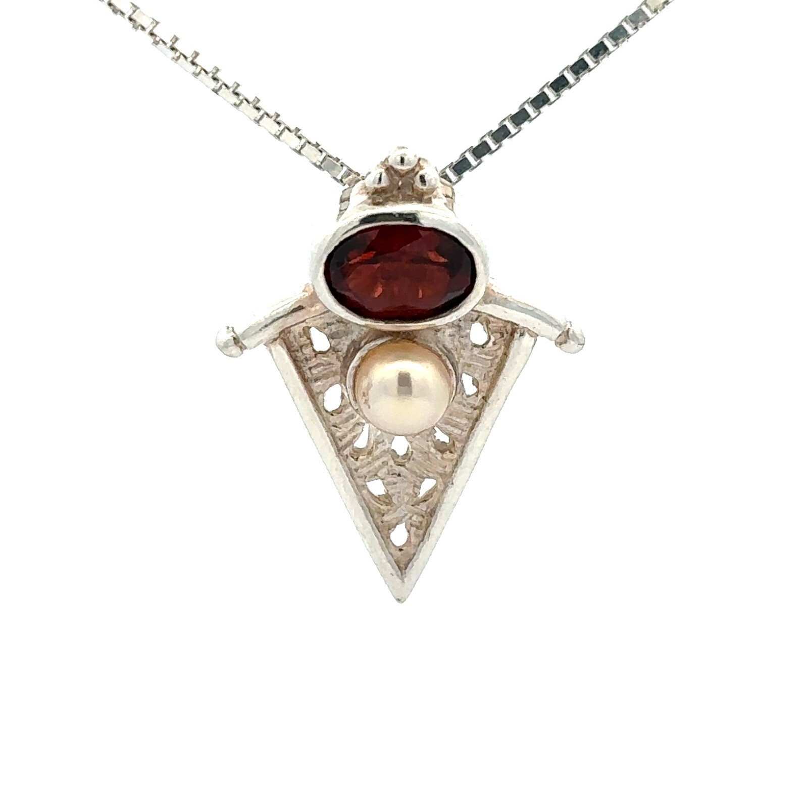Sterling Silver Garnet And Freshwater Pearl Pendant (5/8 x 7/8 Inch)
