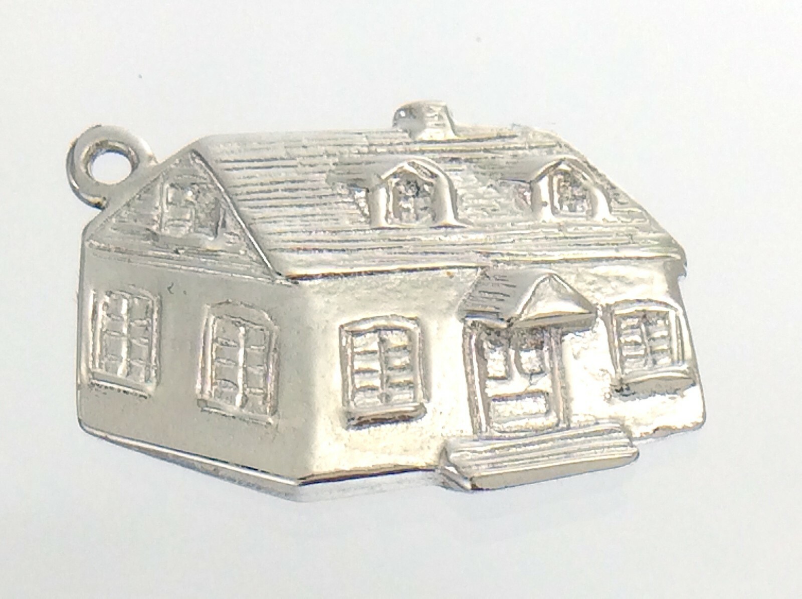 AM Vintage House Maison Marked Ster Charm Pendant 2.9g 0.75in Tested Silver J692