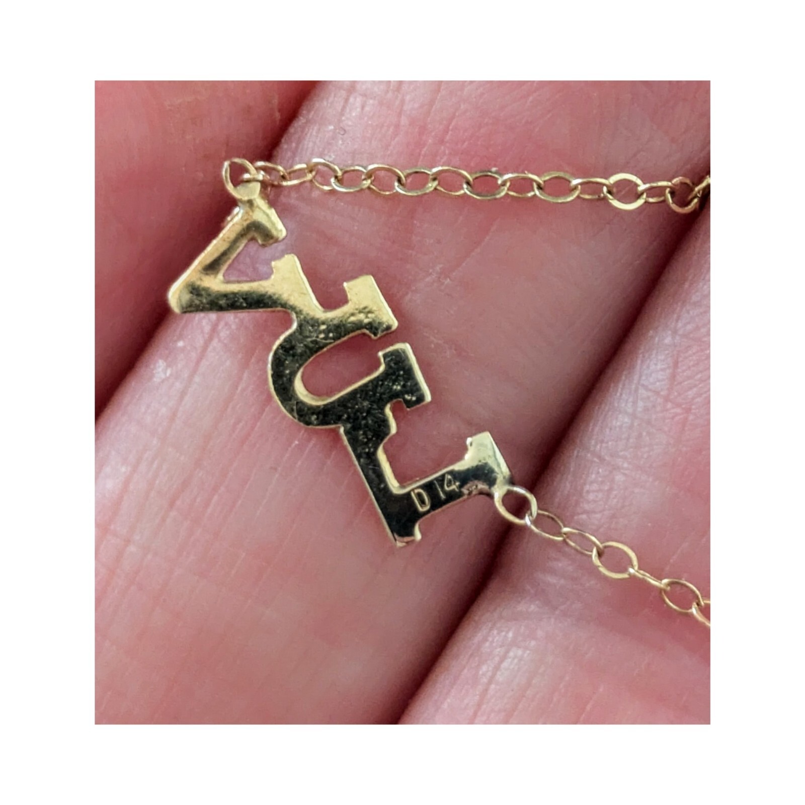 Adorable 14k Solid Yellow Gold LUV Pendant Necklace 15.5″