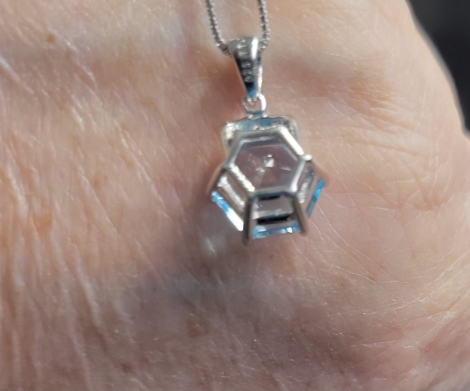 5 Ct Fancy Cut Blue Topaz Pendant 925 Silver