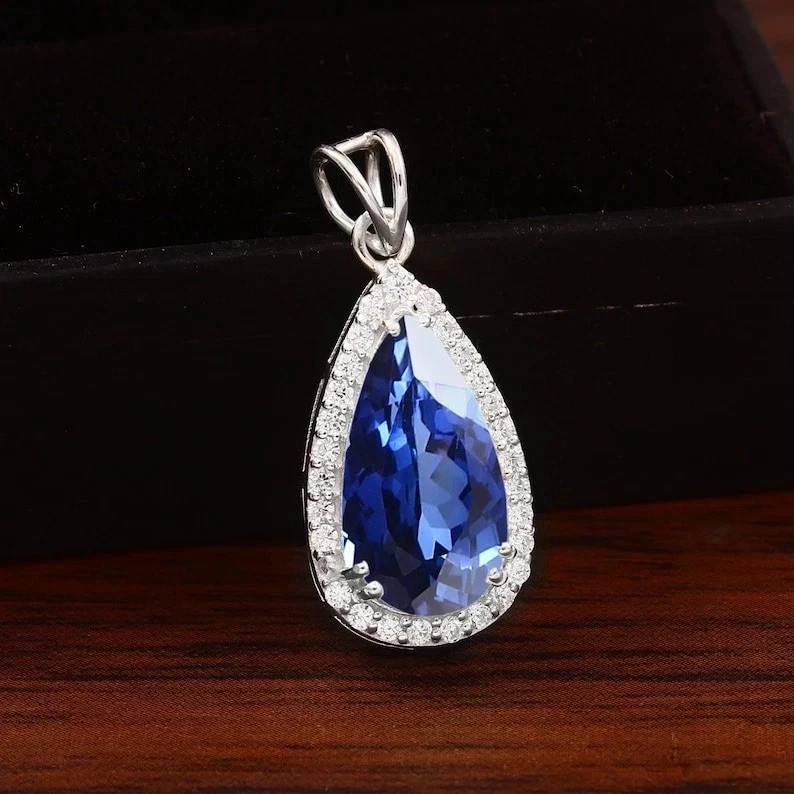 30 CT Natural Blue Sapphire Teardrop Pendant In 925 Sterling Silver with Chain